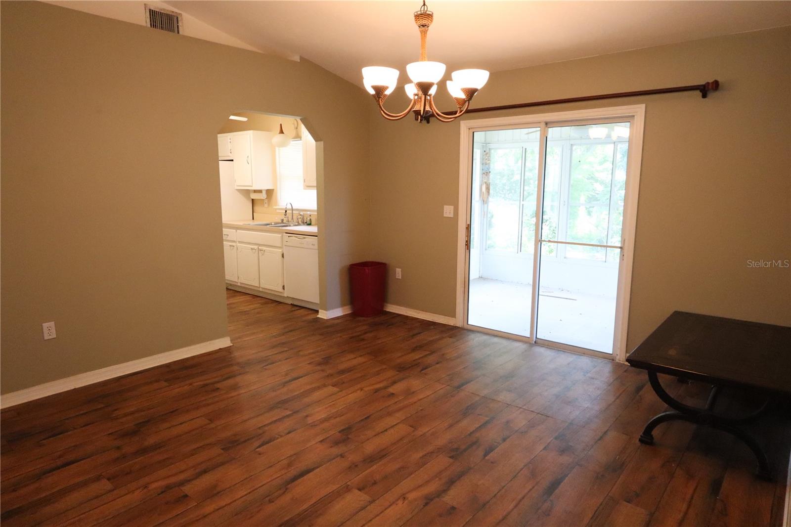 8 HEMLOCK TERRACE