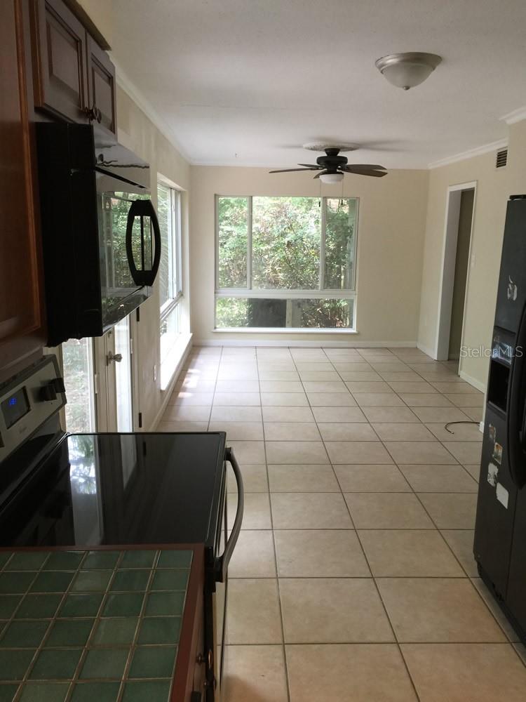 WOODLAND TERRACE - Residential Lease