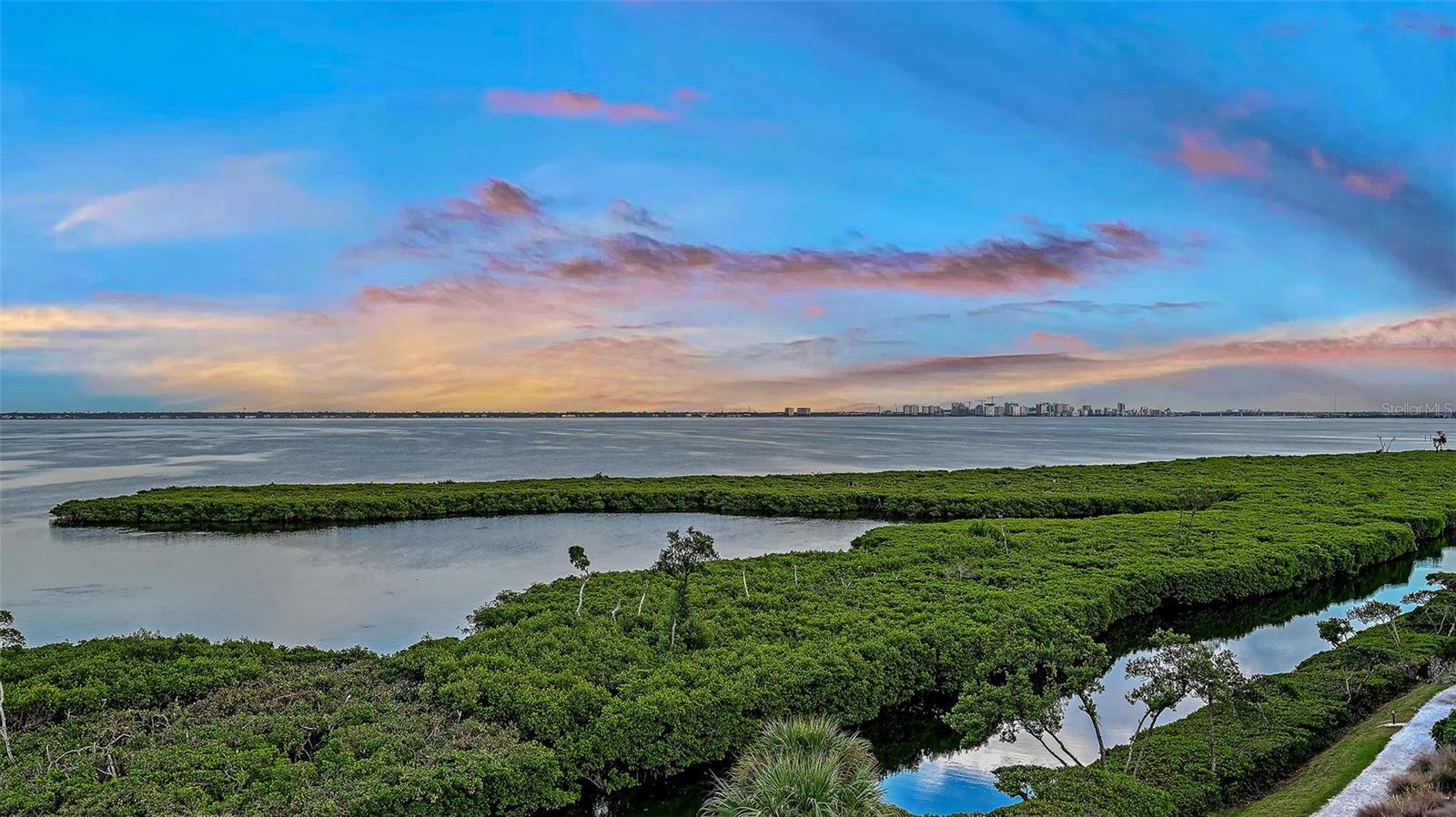 FAIRWAY BAY 1 - Residential