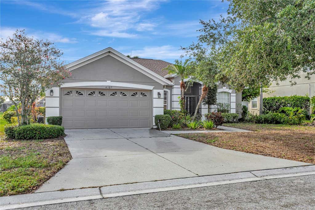 Photo of 4105 30th Lane E, Bradenton, FL 34208 (MLS # P4939258)