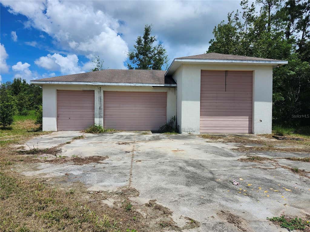Photo of 15001 Centralia Road, Brooksville, FL 34614 (MLS # W7888513)