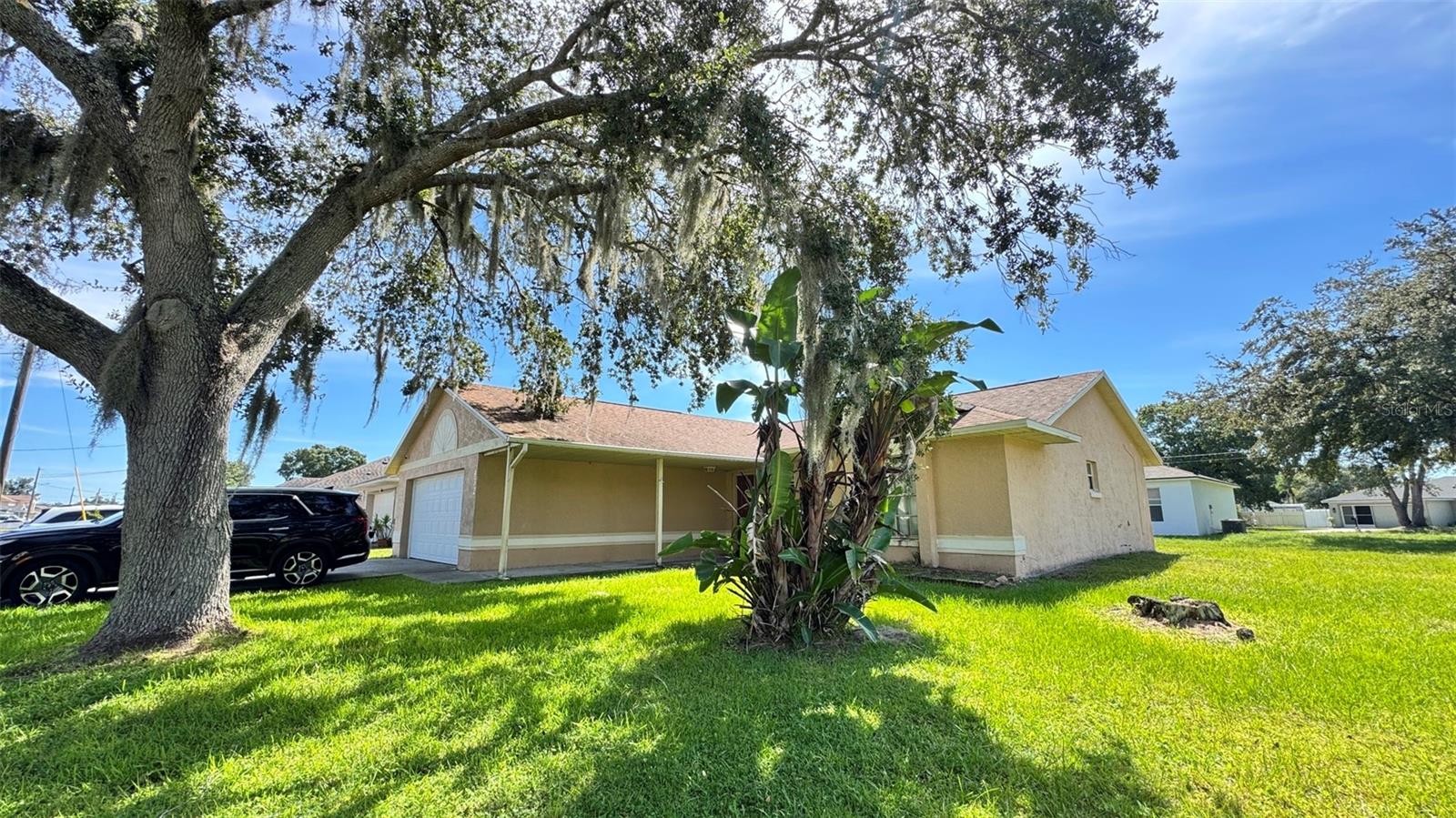 432 FLAMINGO COURT