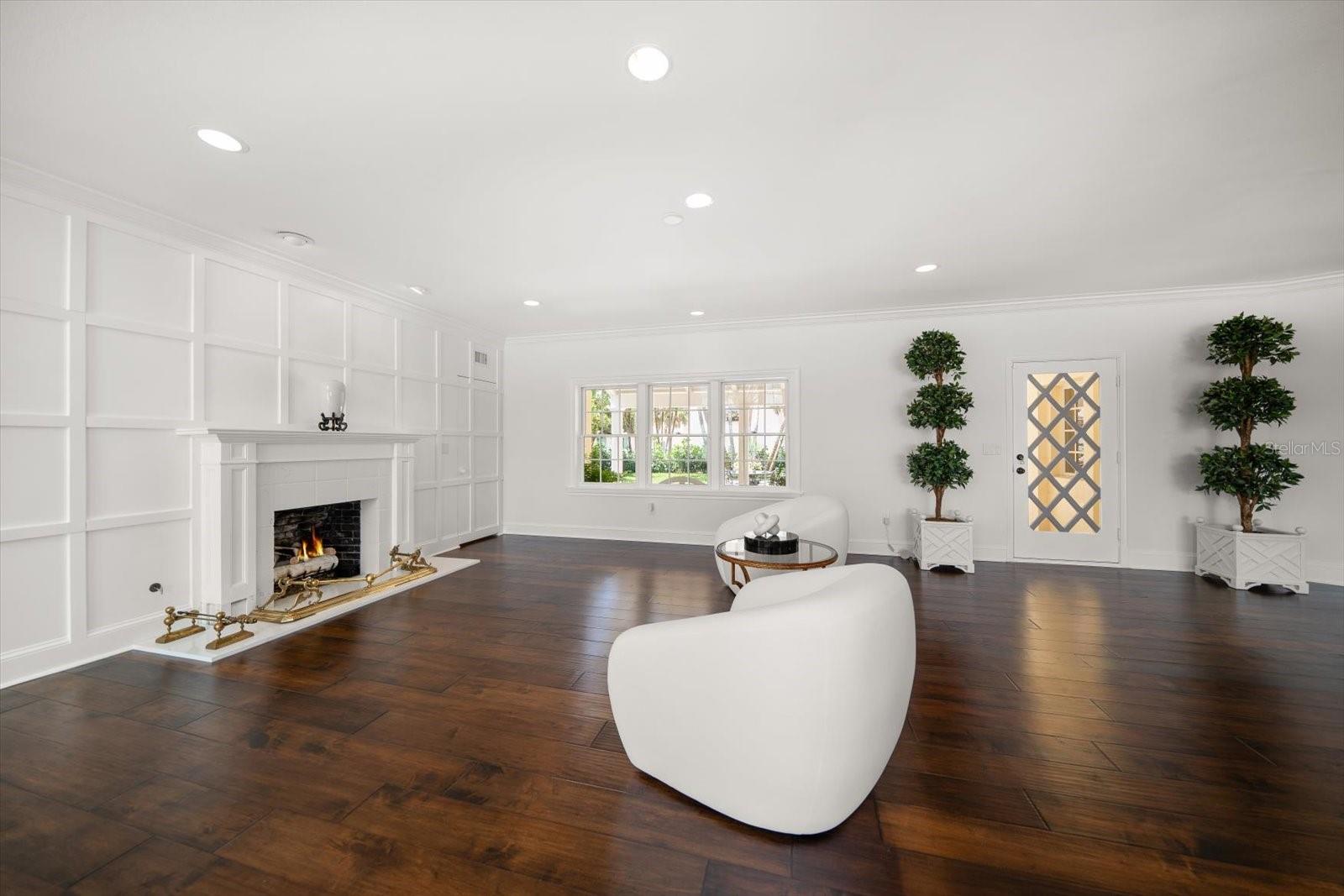 CARLOUEL SUB - Residential