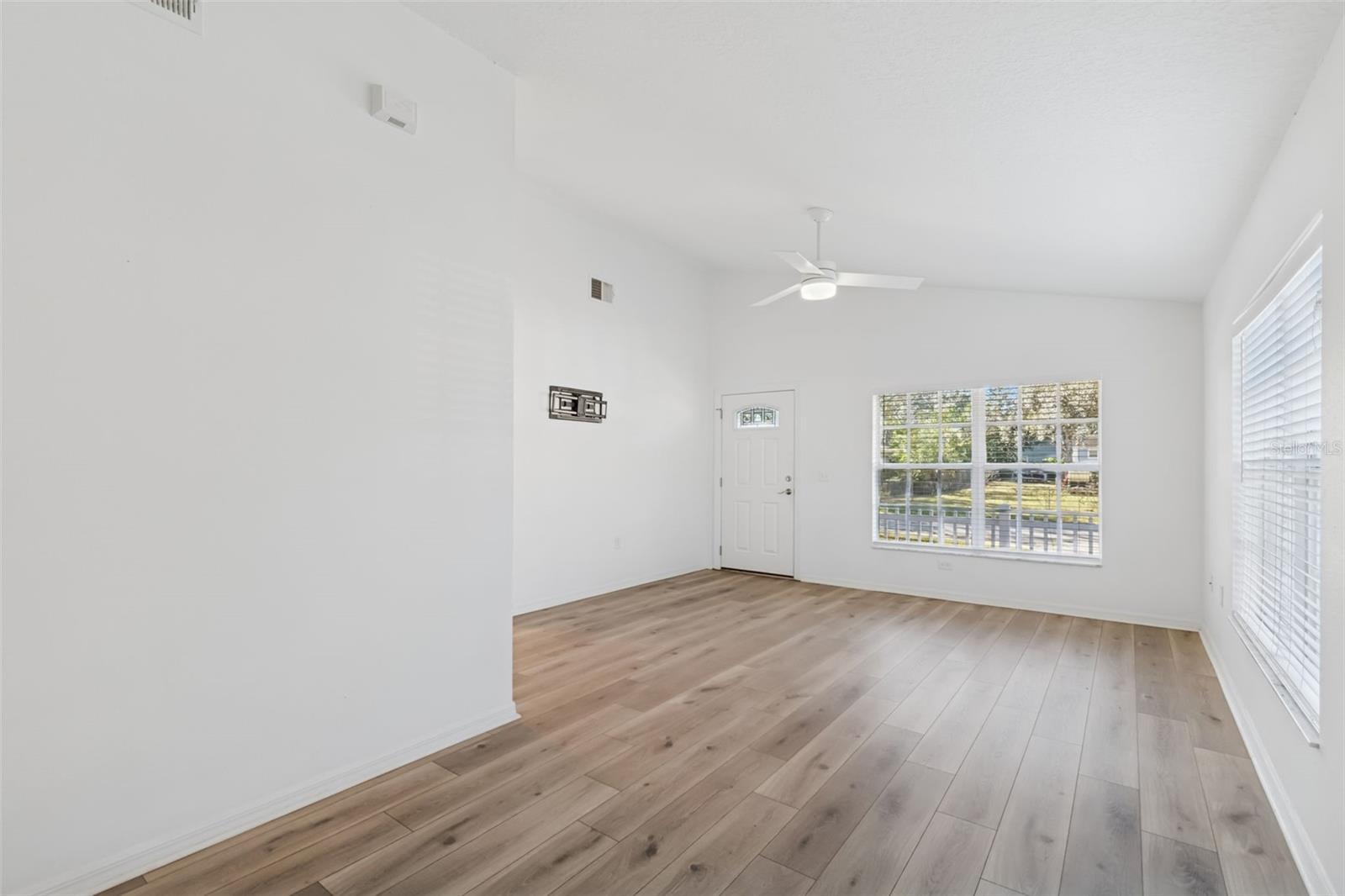 MENDELS RESUB OF BLOC - Residential