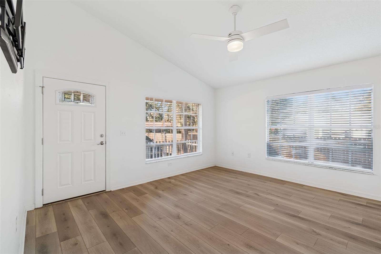 MENDELS RESUB OF BLOC - Residential