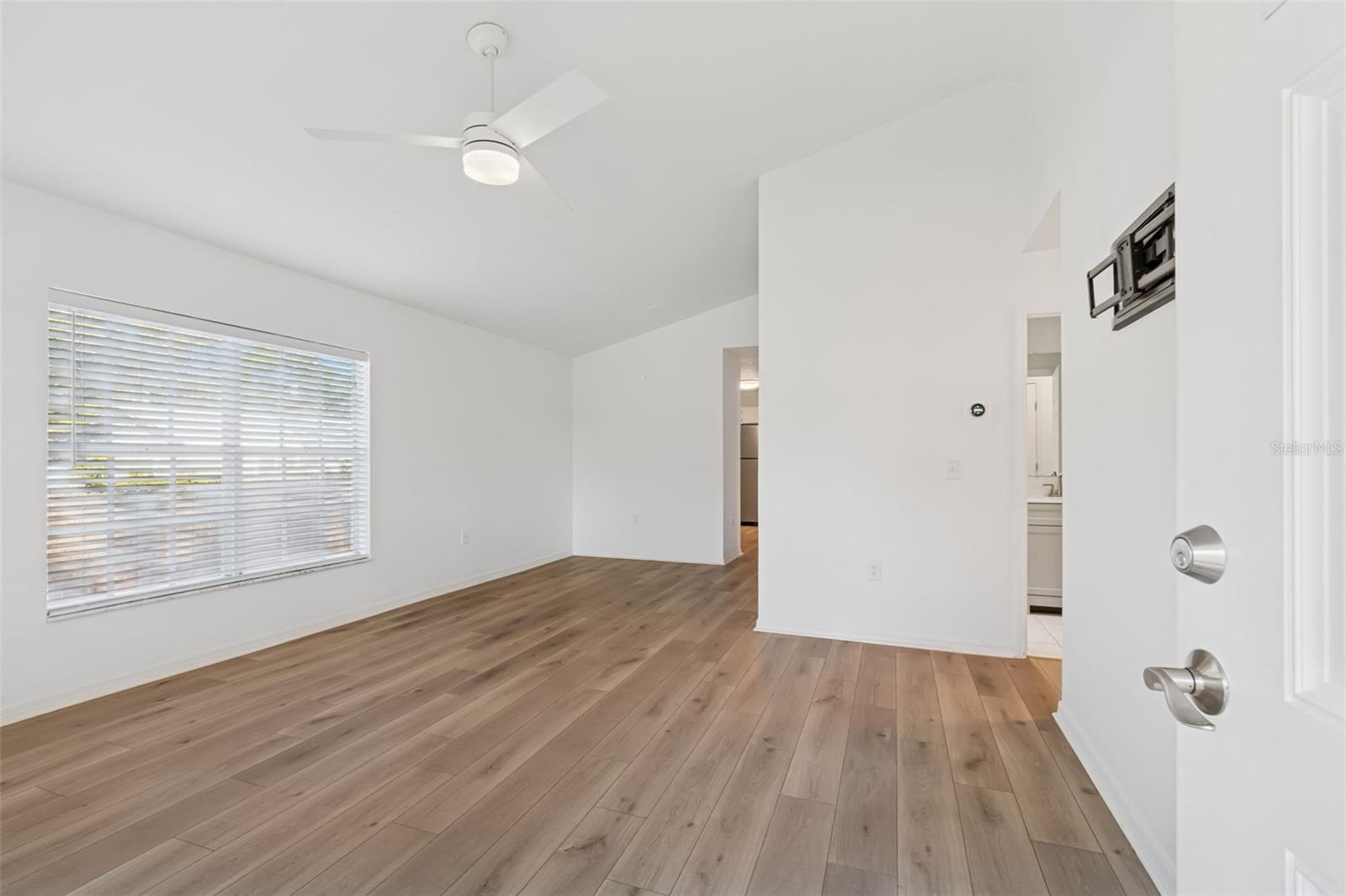 MENDELS RESUB OF BLOC - Residential