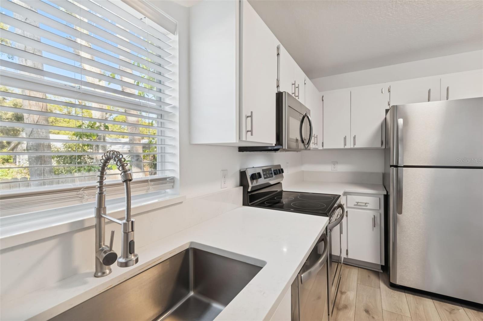 MENDELS RESUB OF BLOC - Residential