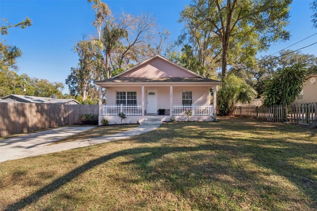 Photo of 7707 N Taliaferro Avenue, Tampa, FL 33604 (MLS # TB8467151)