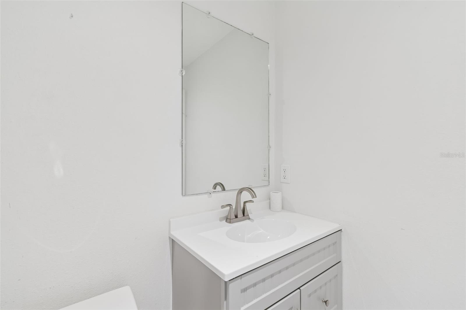 MENDELS RESUB OF BLOC - Residential