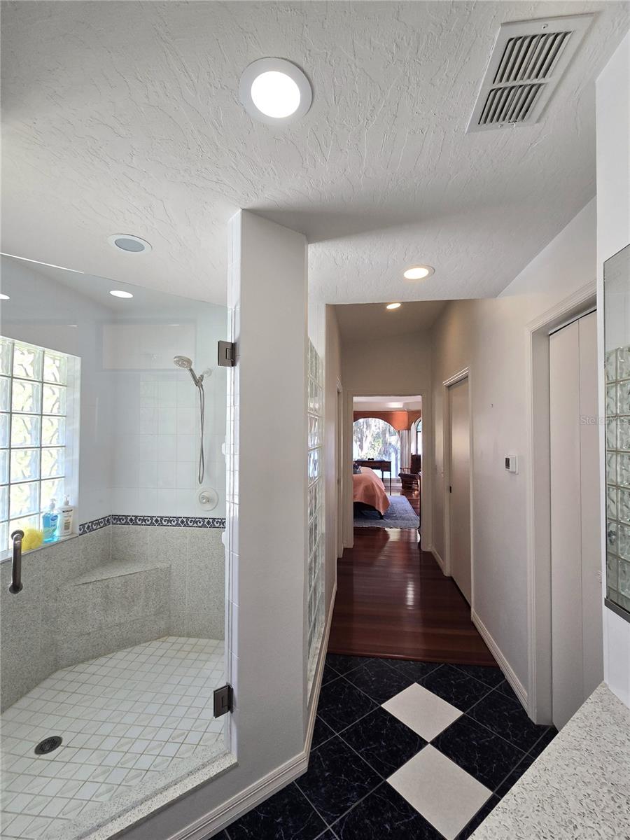 TURNER GEORGE UNREC - Residential