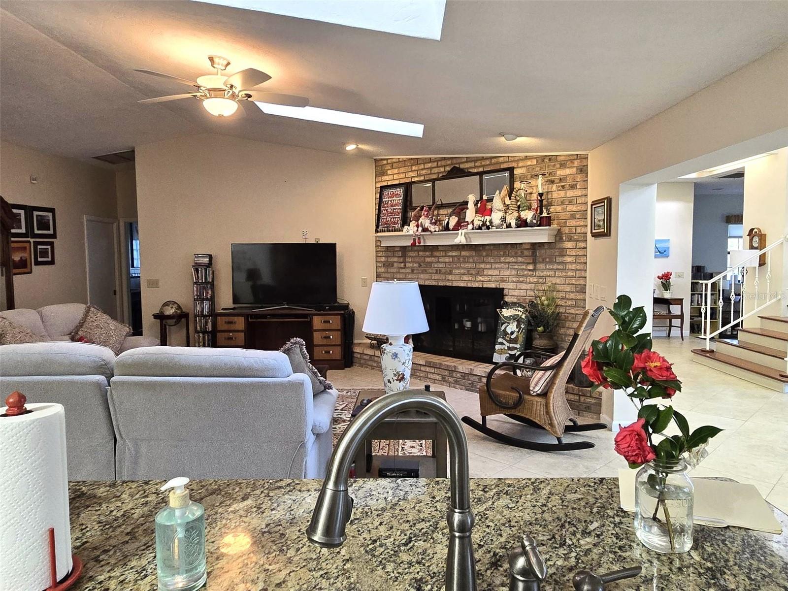 TURNER GEORGE UNREC - Residential