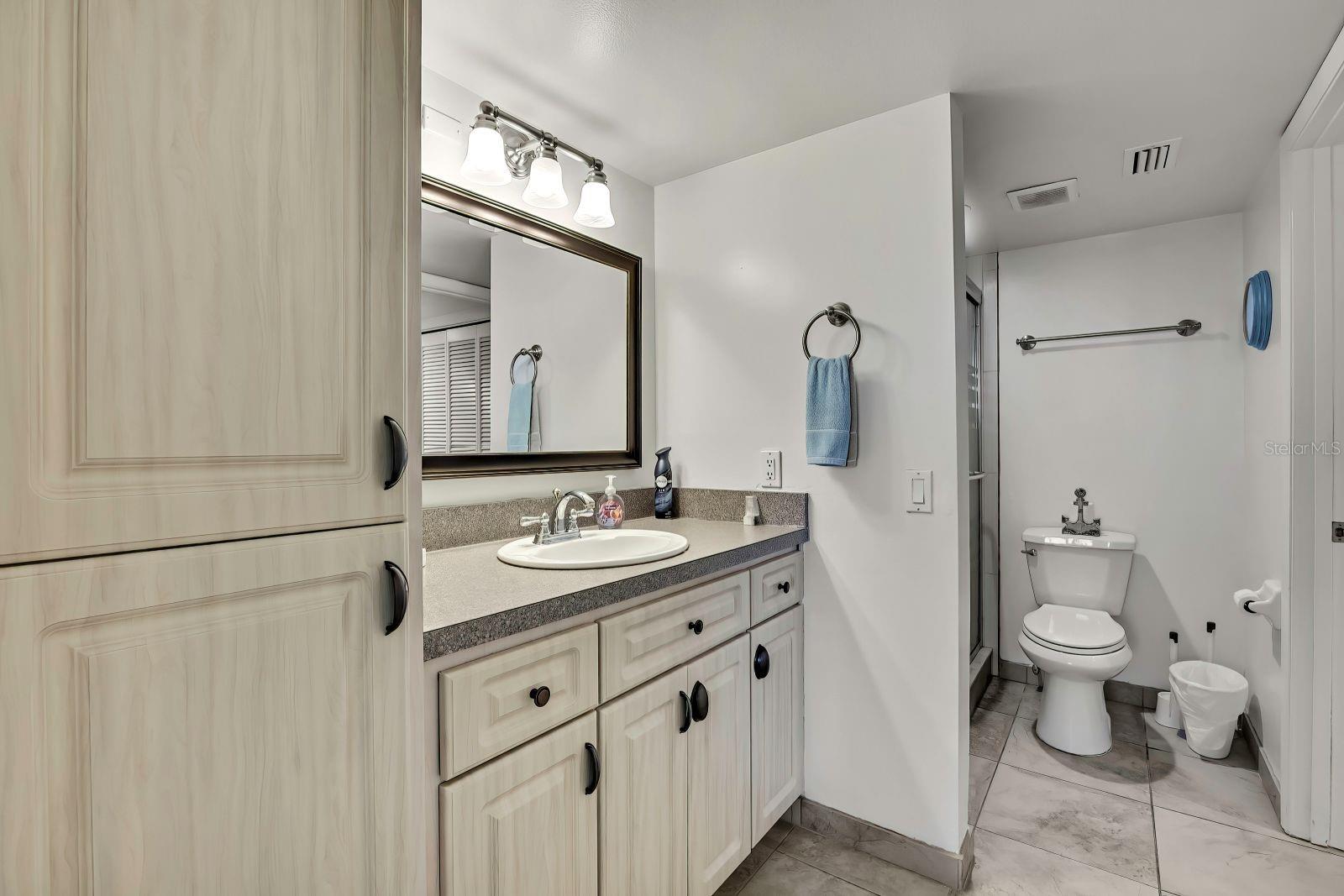 GULF ISLAND BEACH TENNIS - Residential