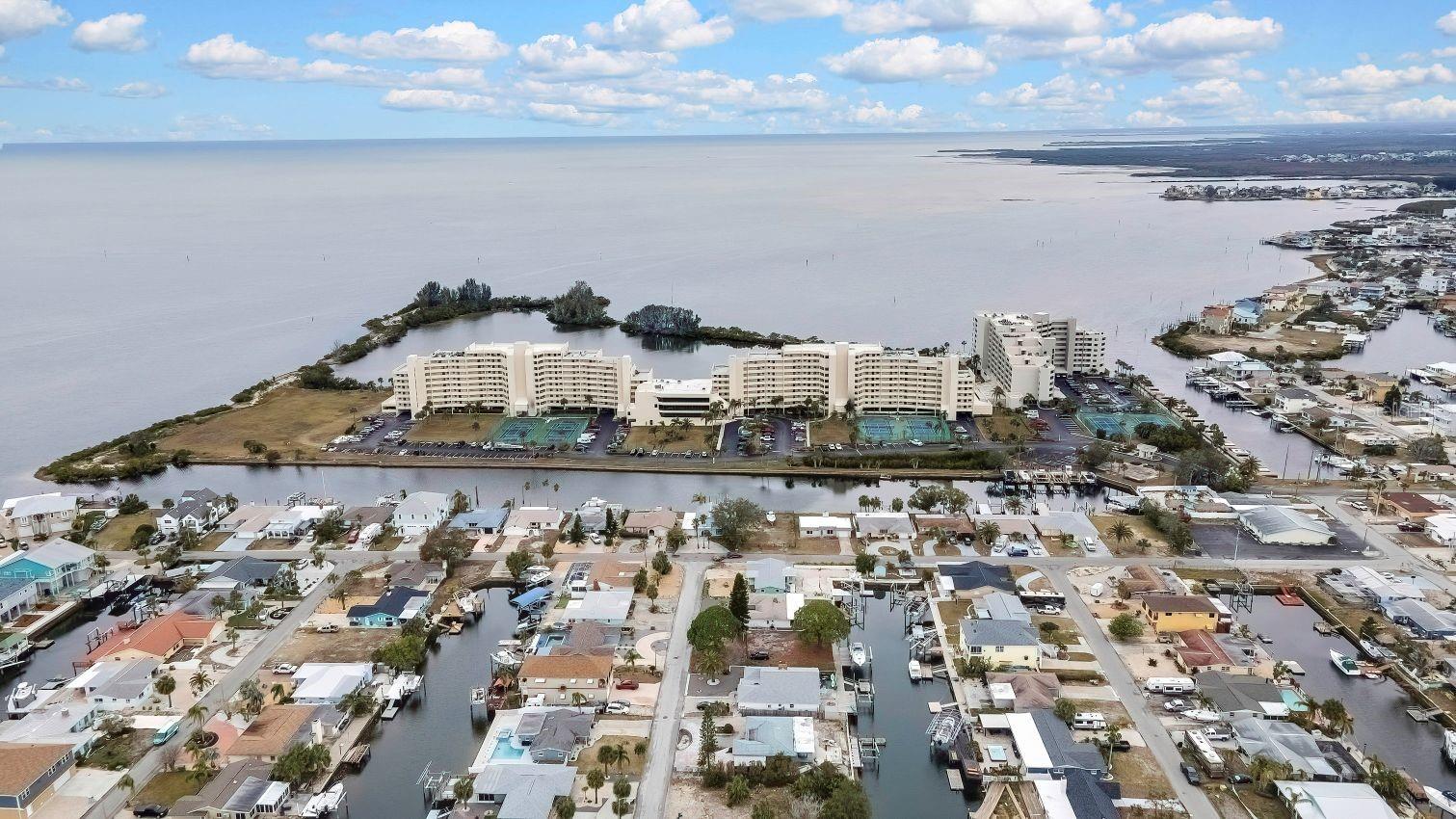 GULF ISLAND BEACH TENNIS - Residential
