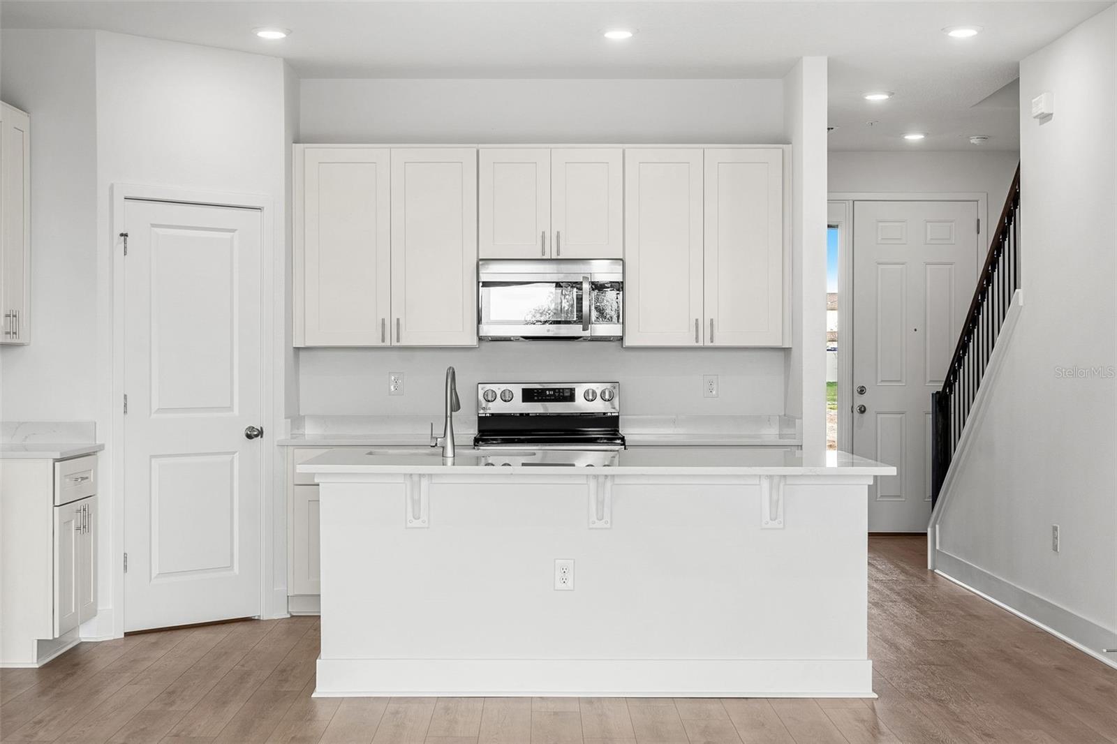 MAGNOLIA RESERVE - Residential