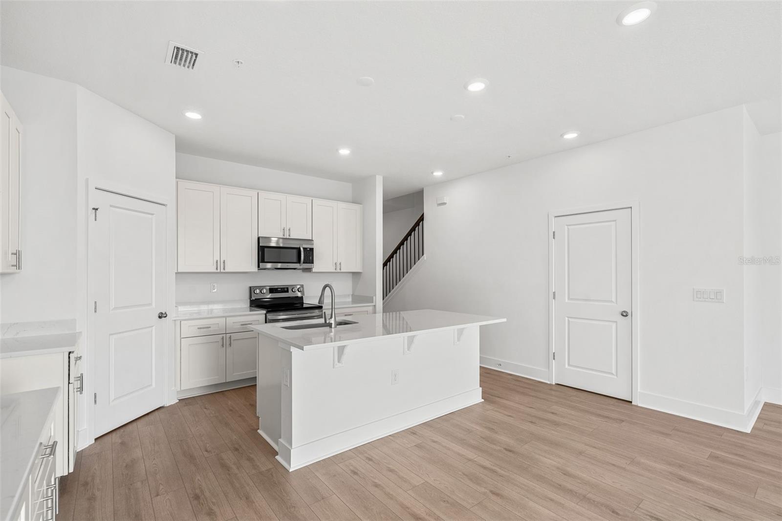 MAGNOLIA RESERVE - Residential