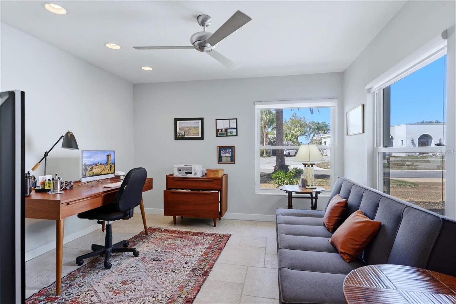 COUNTRY CLUB OF SARASOTA THE - Residential