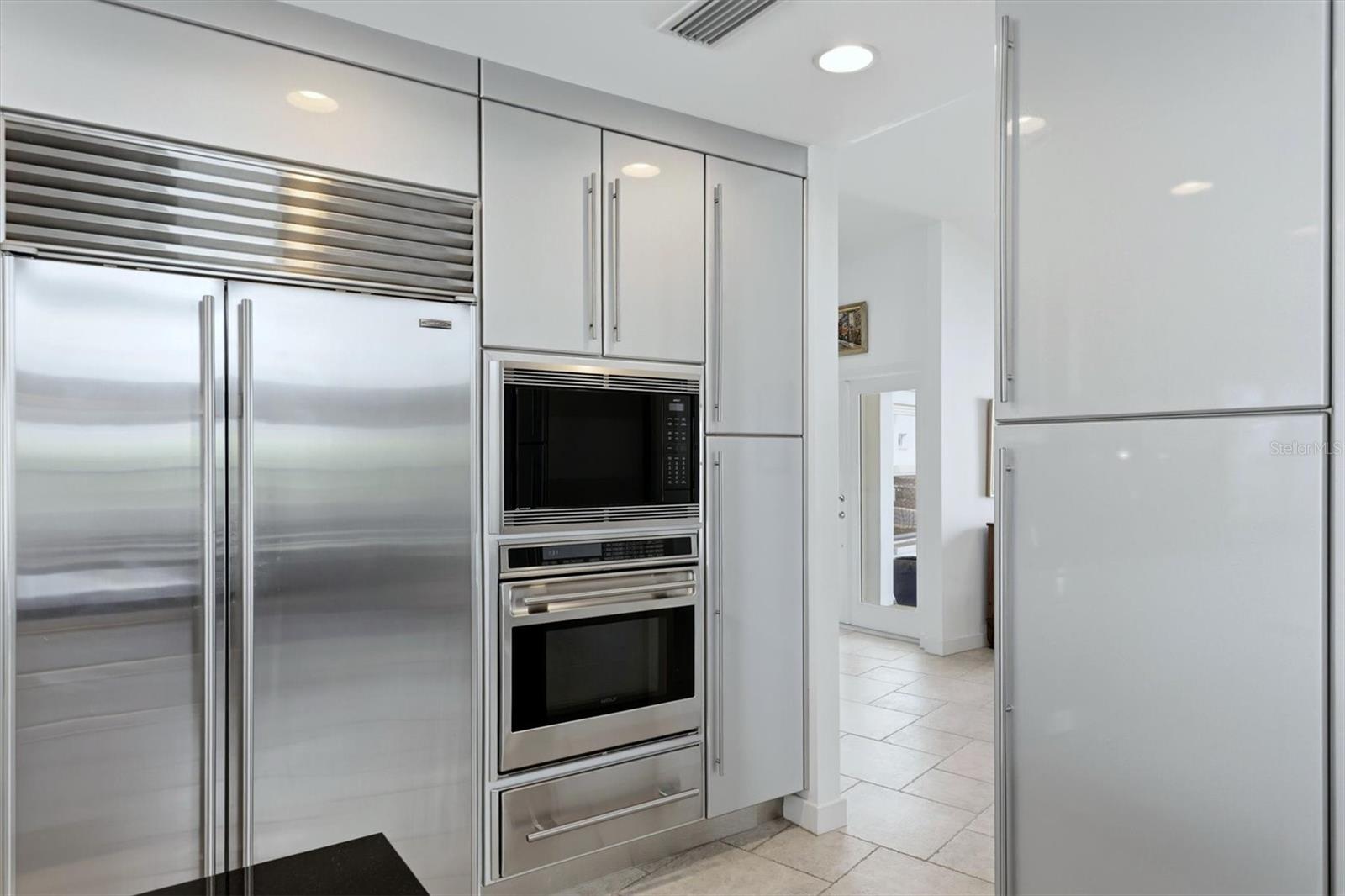 COUNTRY CLUB OF SARASOTA THE - Residential