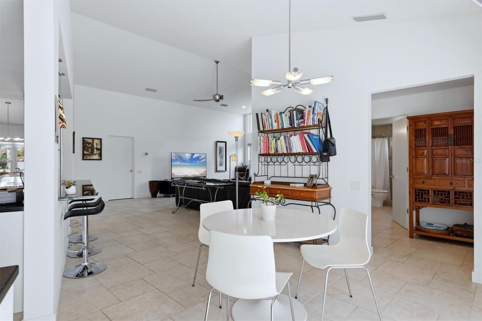 COUNTRY CLUB OF SARASOTA THE - Residential