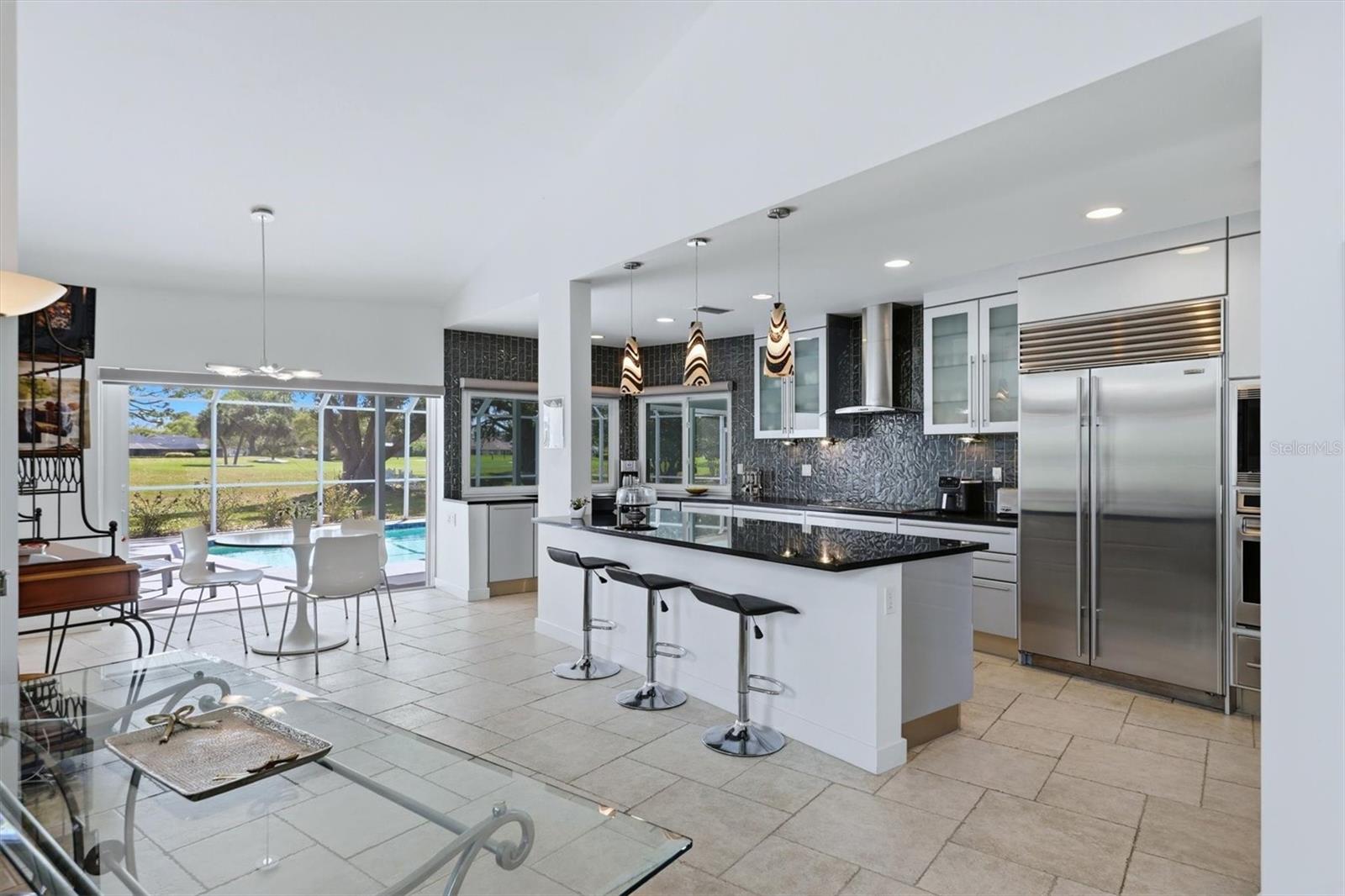 COUNTRY CLUB OF SARASOTA THE - Residential