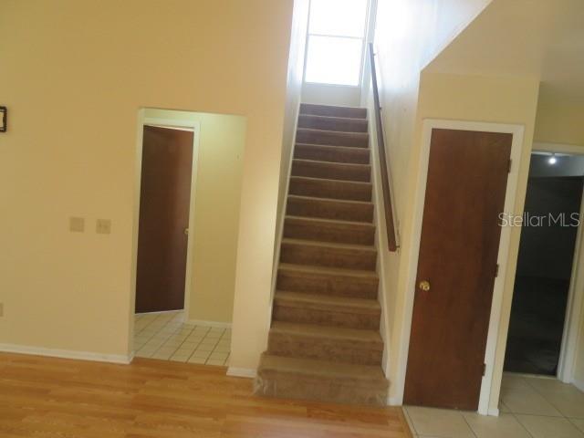 ALAFAYA WOODS PH 01 UNIT B - Residential Lease