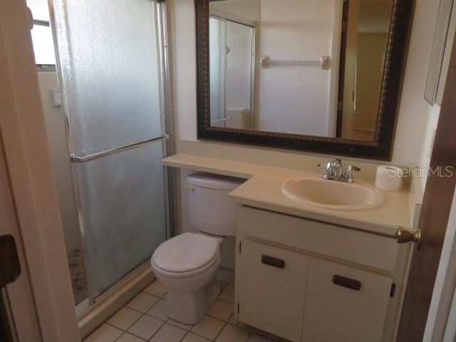 ALAFAYA WOODS PH 01 UNIT B - Residential Lease