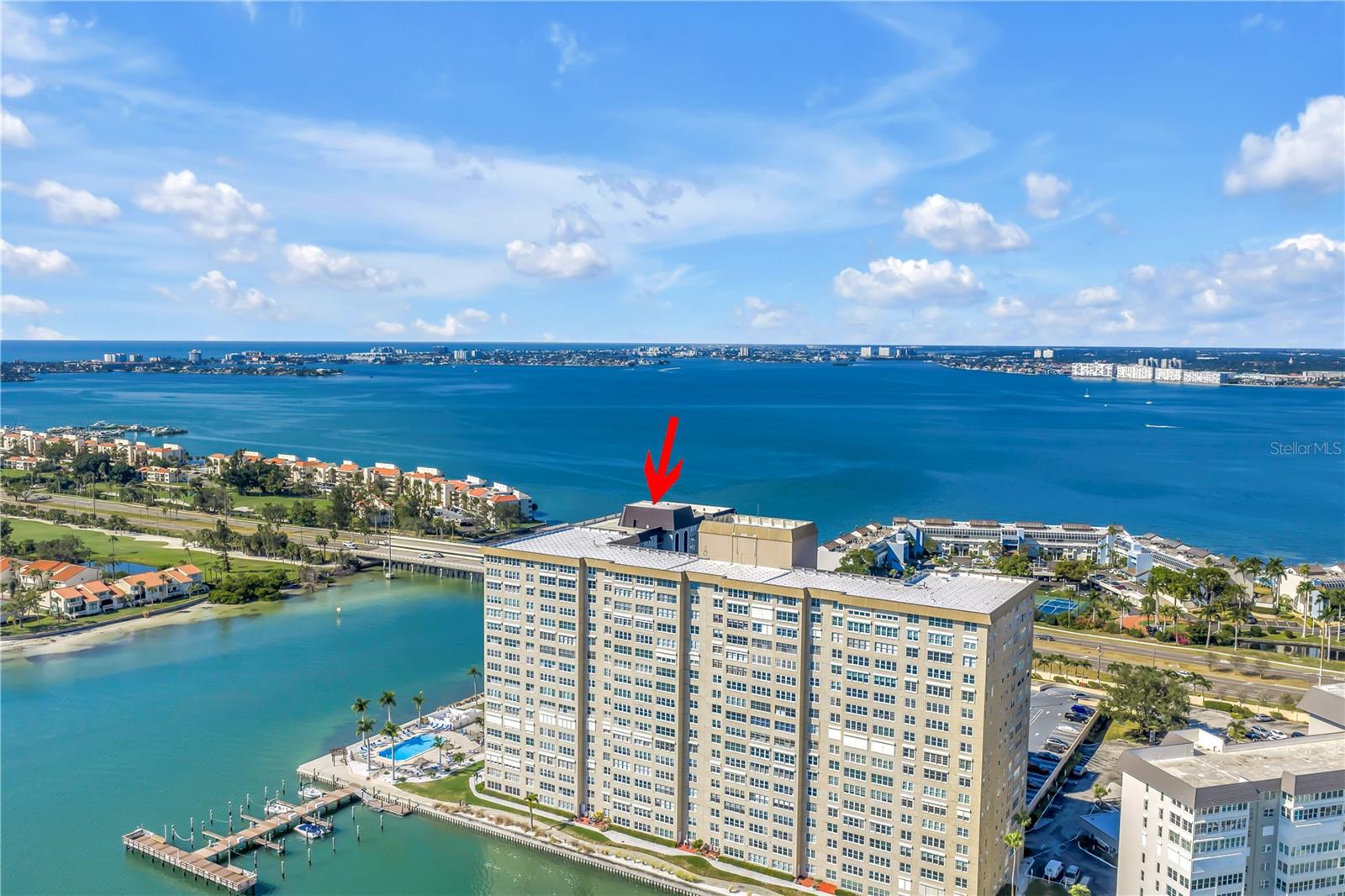 BAYWAY ISLES POINT BRITTANY FIVE - Residential