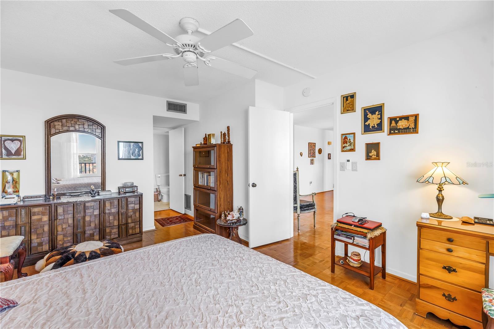 BAYWAY ISLES POINT BRITTANY FIVE - Residential