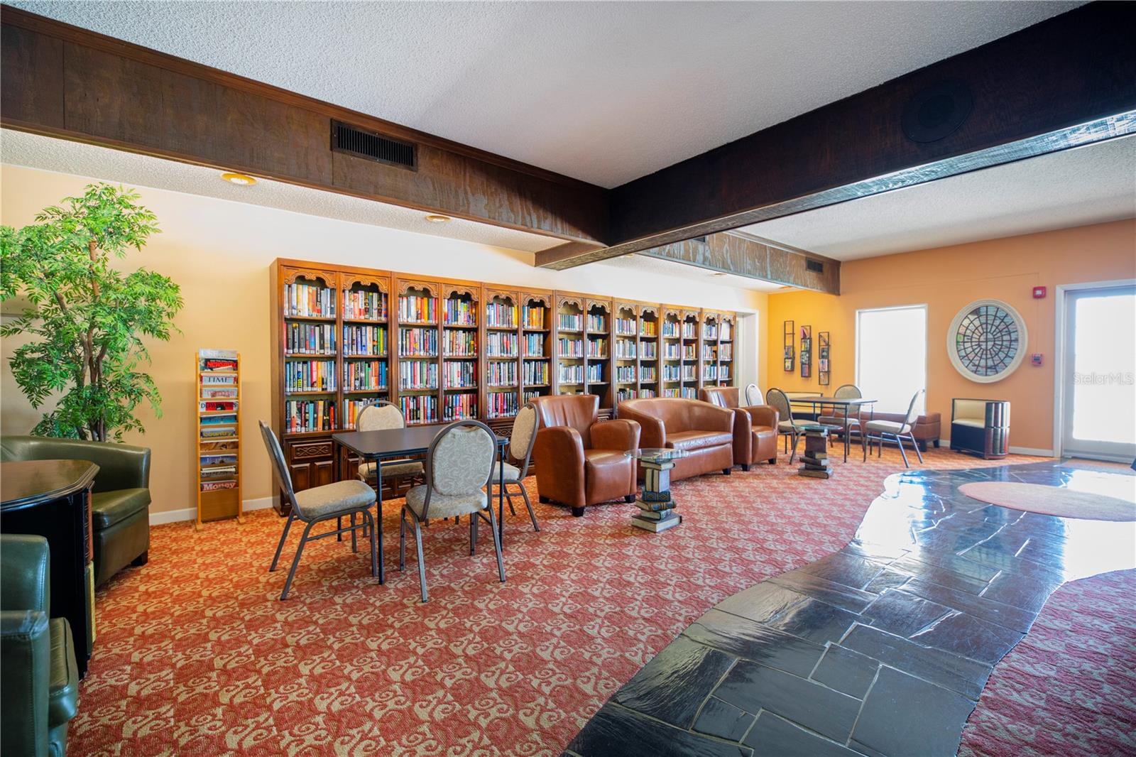 BAYWAY ISLES POINT BRITTANY FIVE - Residential