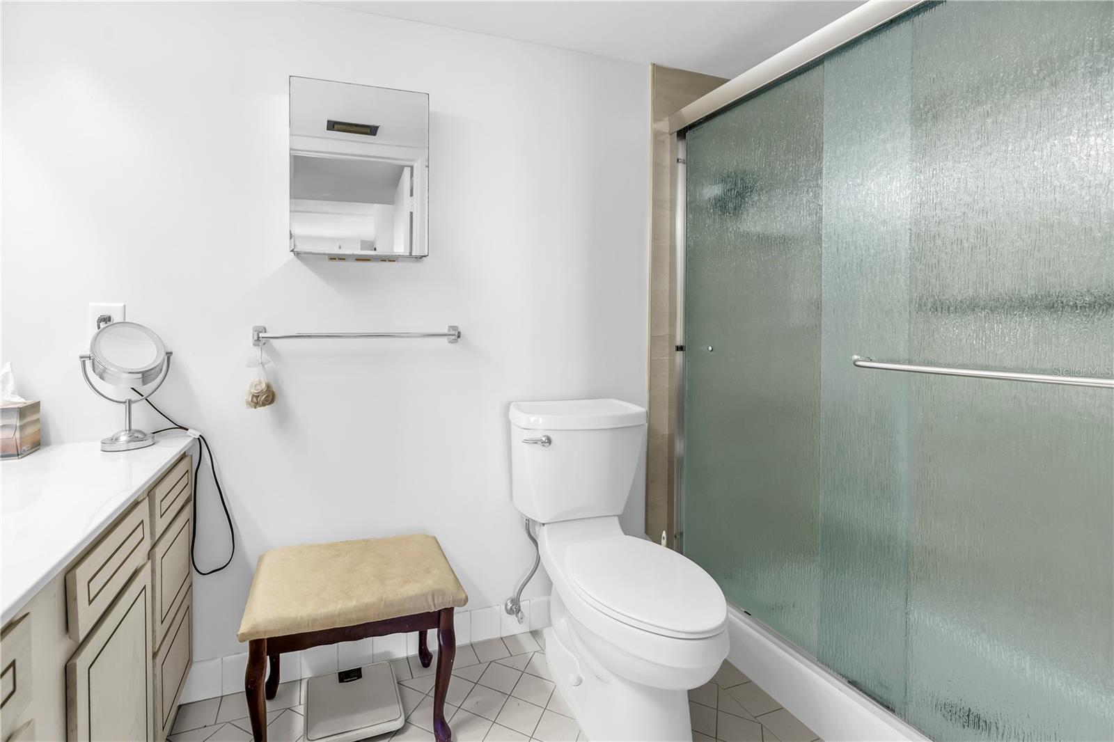 BAYWAY ISLES POINT BRITTANY FIVE - Residential