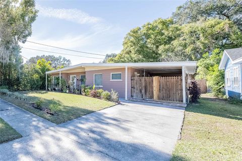 Photo of 1713 S Lincoln Avenue, Lakeland, FL 33803 (MLS # TB8449361)