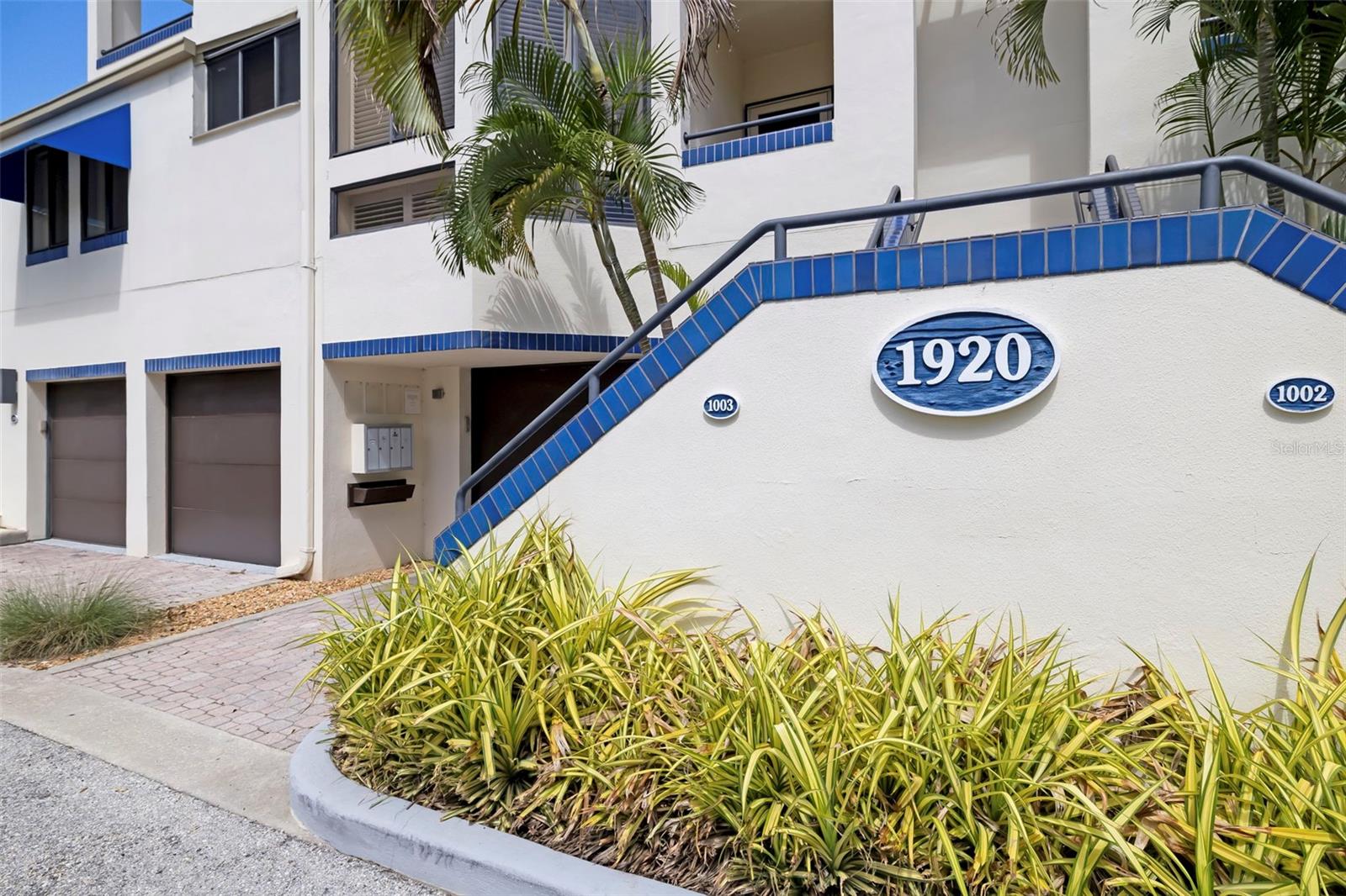 1920 HARBOURSIDE DRIVE 1003, LONGBOAT KEY, FL, 34228 2 1920 HARBOURSIDE DRIVE 1003