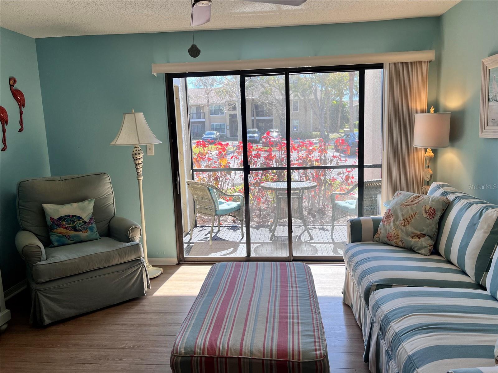 VINTAGE GRAND - Residential