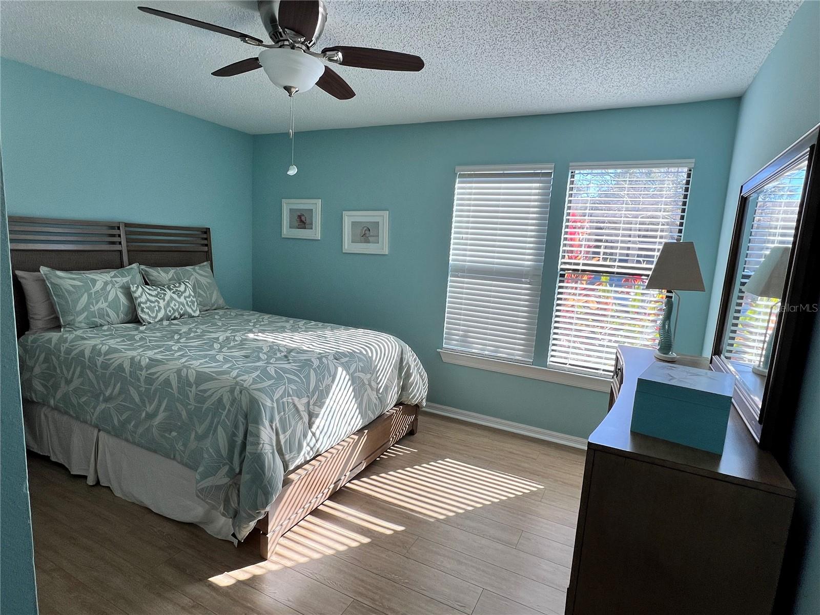 VINTAGE GRAND - Residential