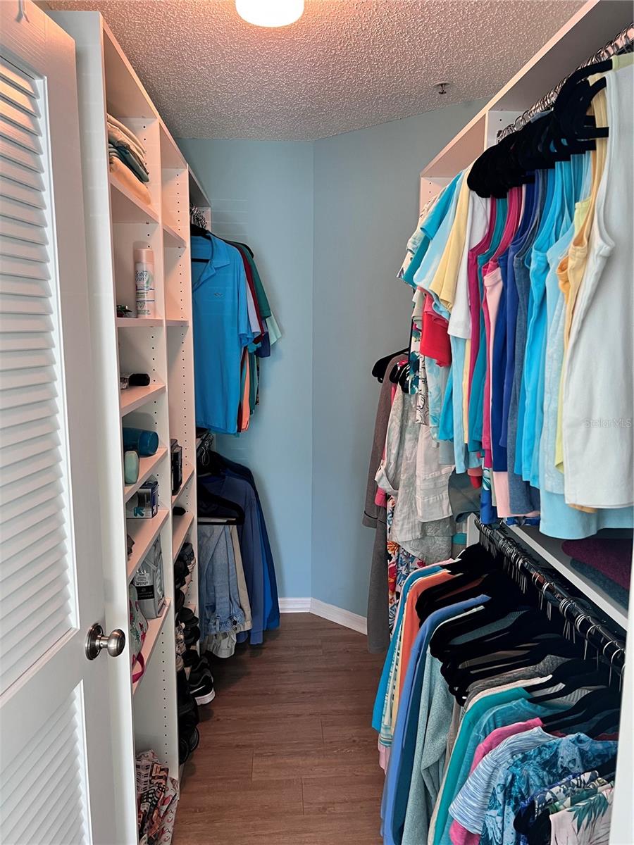 VINTAGE GRAND - Residential