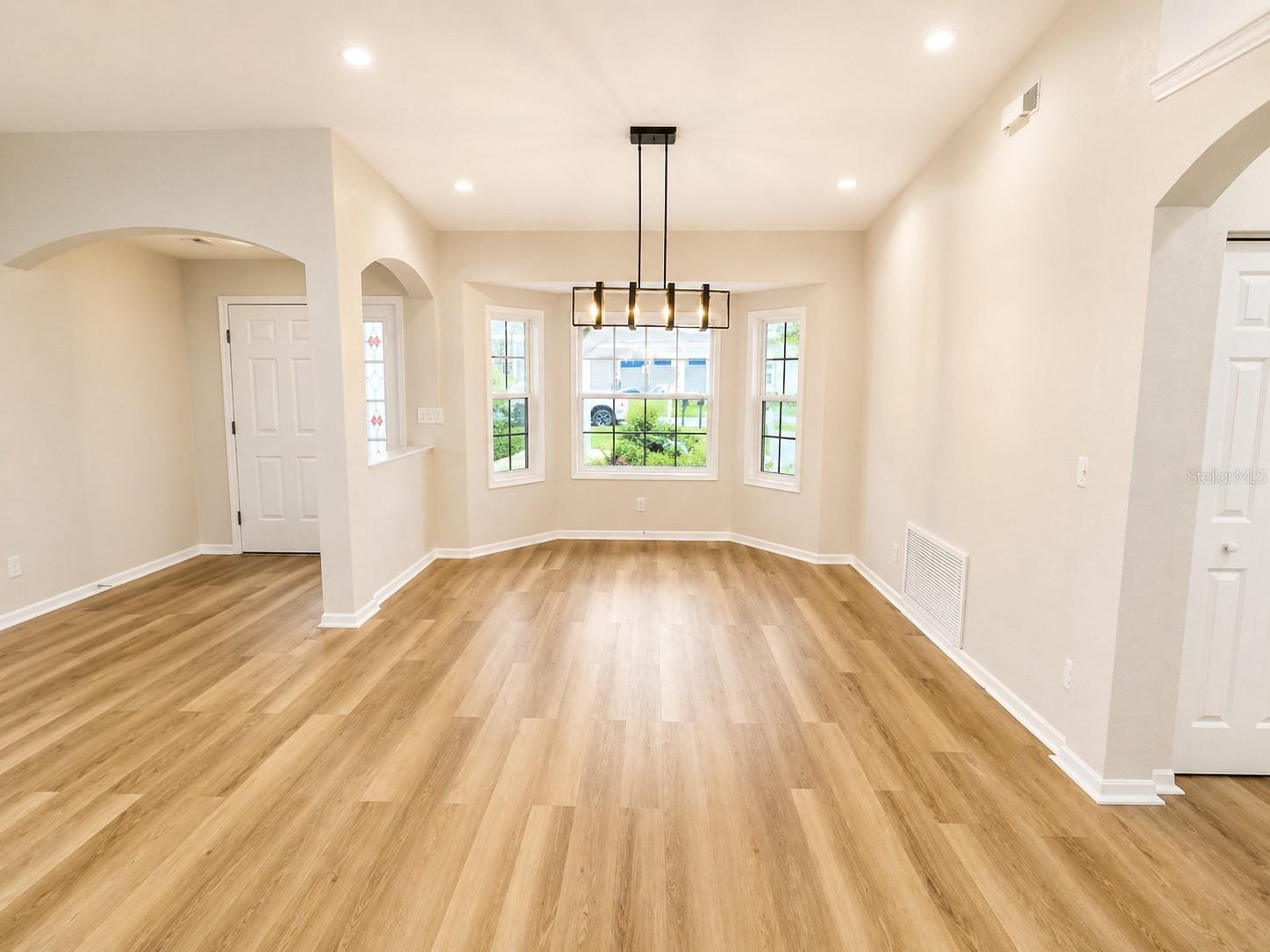 FLORIDIAN CLUB ESTATE - Residential