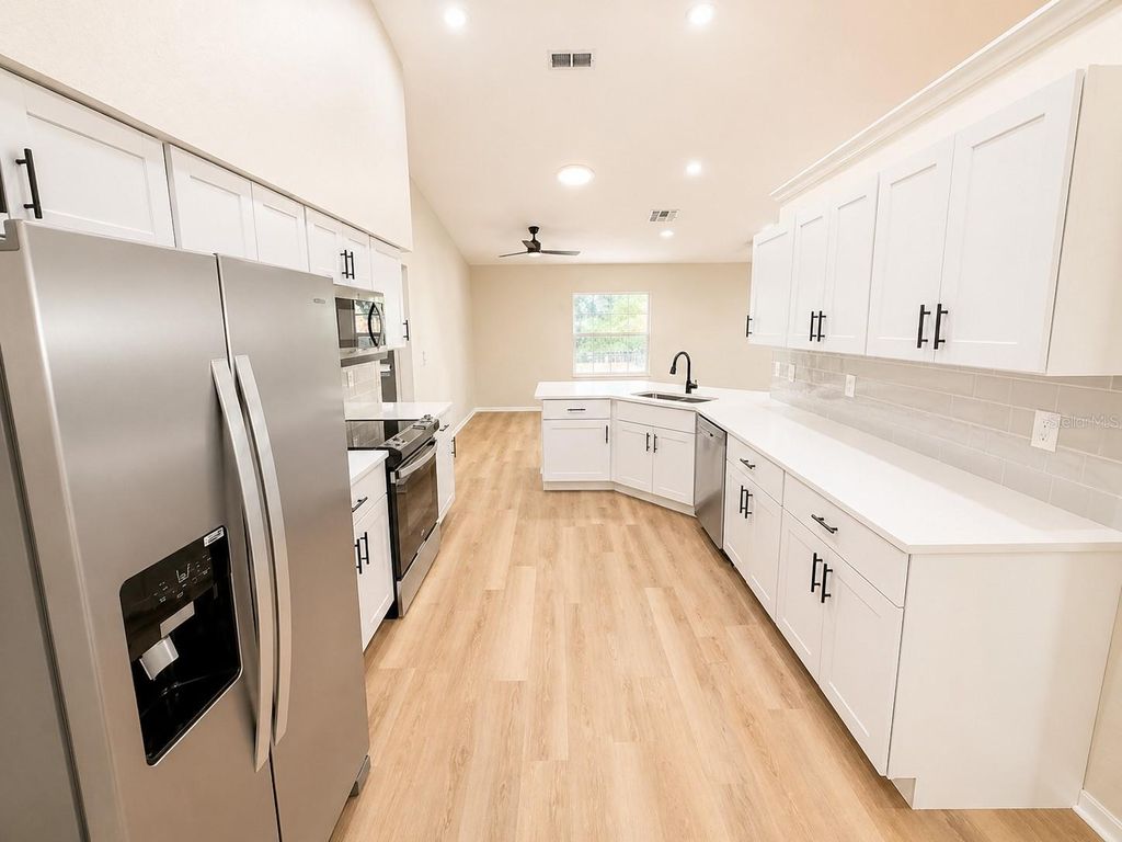 Photo of 17440 SE 112th Avenue, Summerfield, FL 34491 (MLS # S5148940)