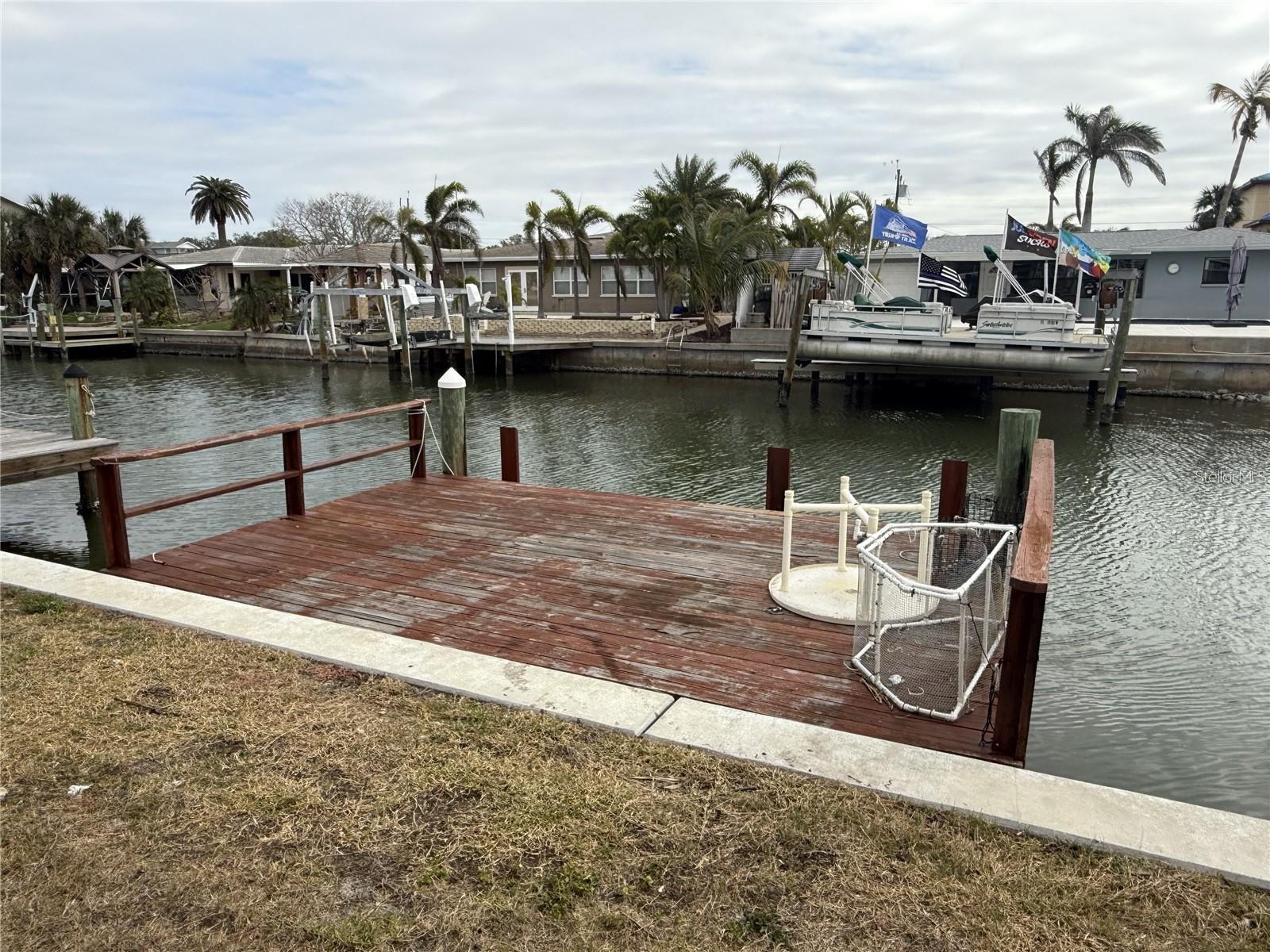 SEA HORSE MOBILE HOME PARK CONDO - Land