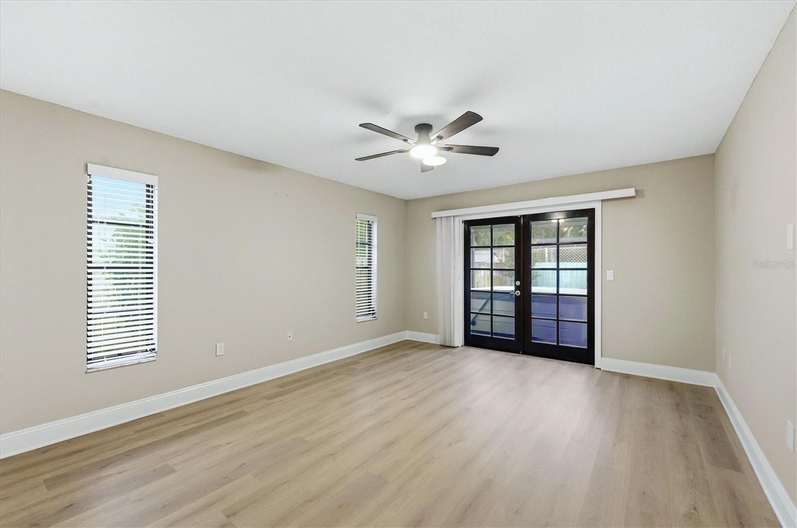 FOREST LAKES SOUTH - Residential