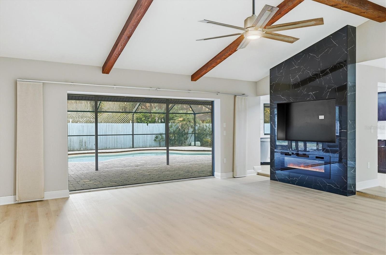 FOREST LAKES SOUTH - Residential