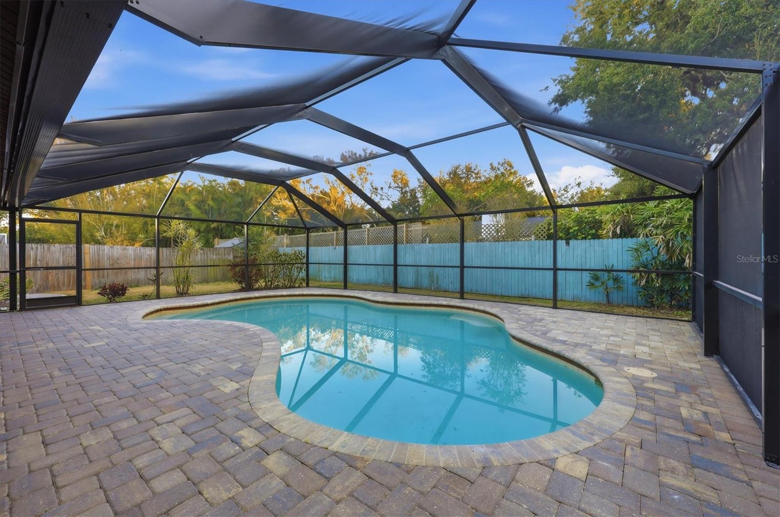 FOREST LAKES SOUTH - Residential