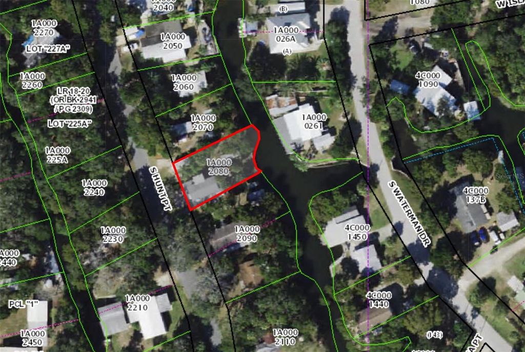 Photo of 2215 S Hunt Point, Crystal River, FL 34429 (MLS # W7885215)