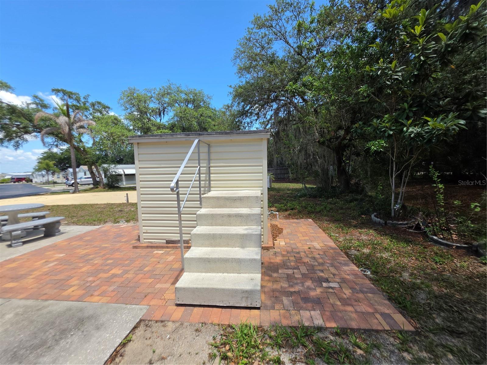 7371 INTERNATIONAL CIRCLE