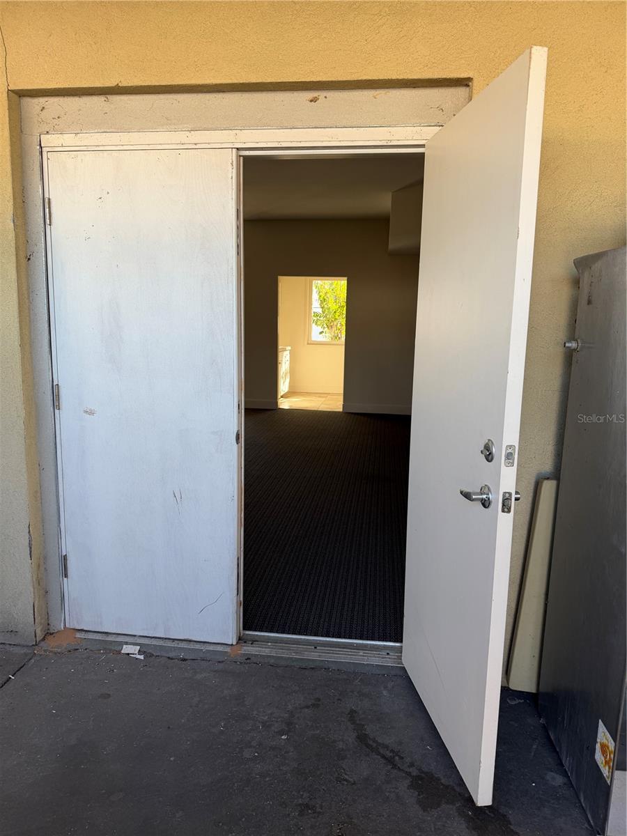 EUSTIS - Commercial Lease