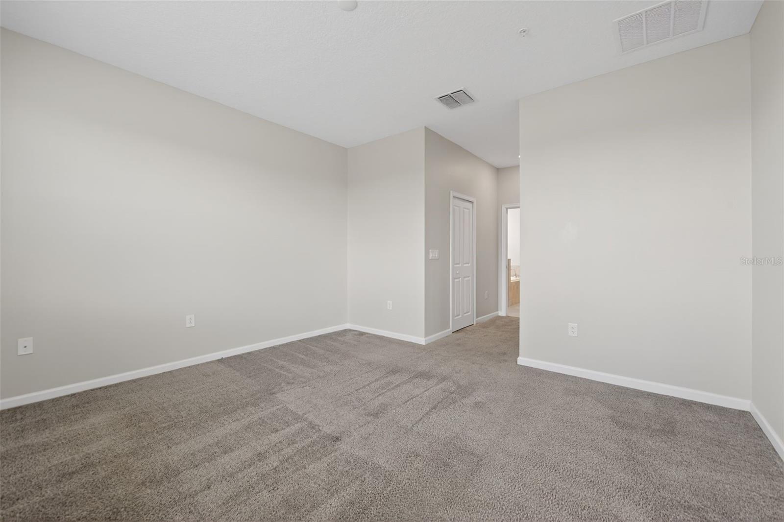 CHAMPIONSGATE CONDO 2 PH 3 - Residential