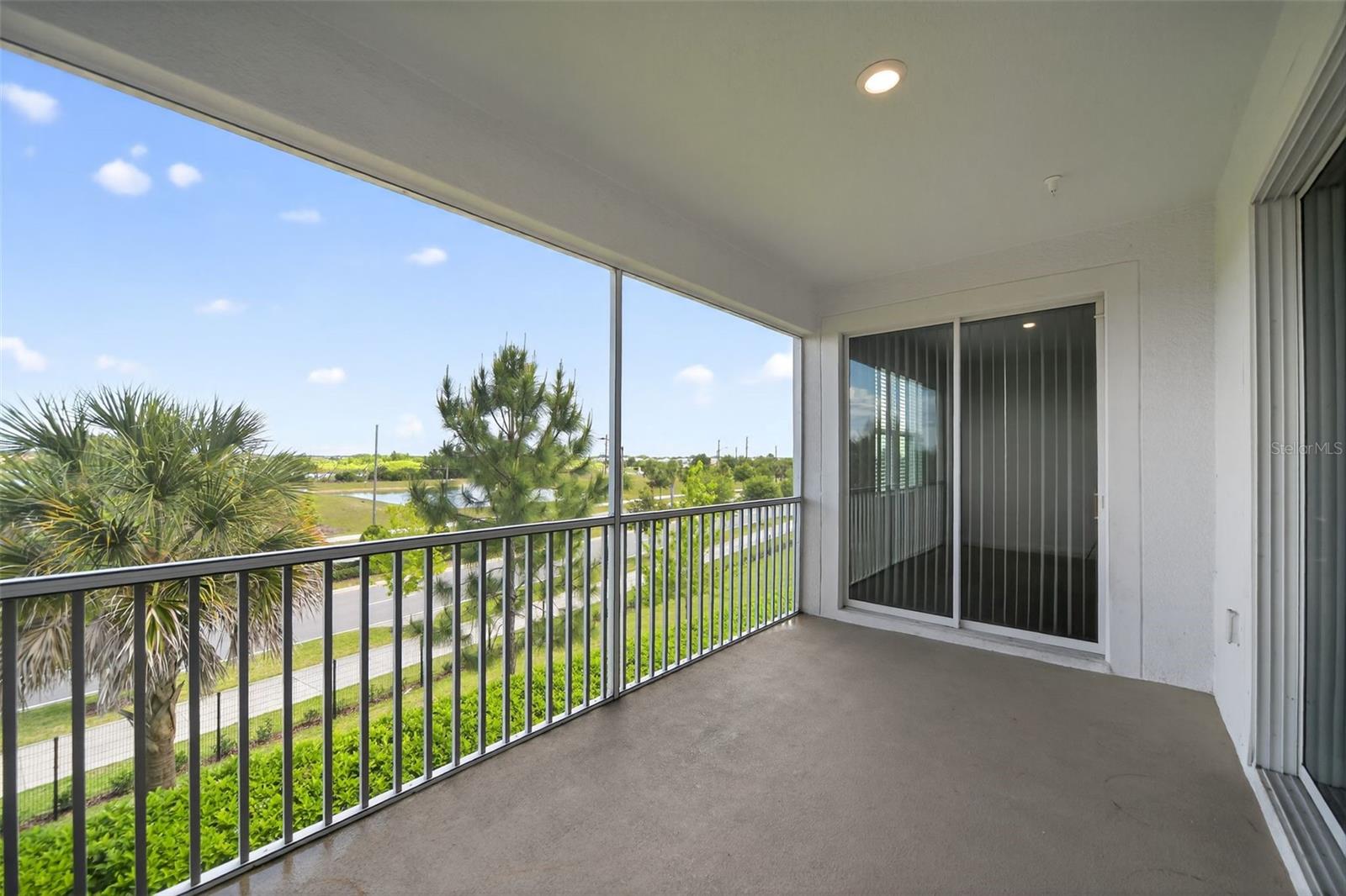 CHAMPIONSGATE CONDO 2 PH 3 - Residential