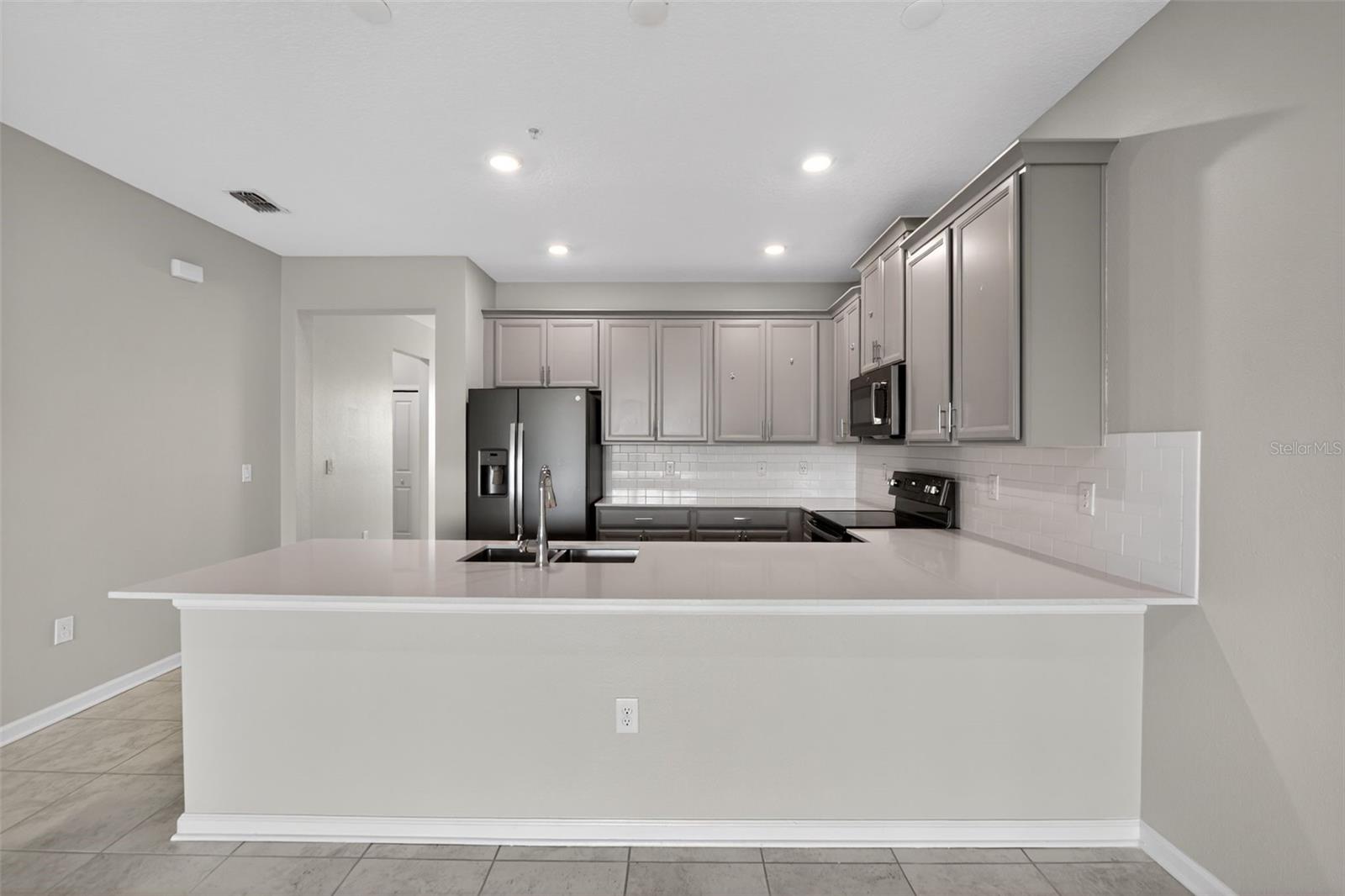 CHAMPIONSGATE CONDO 2 PH 3 - Residential