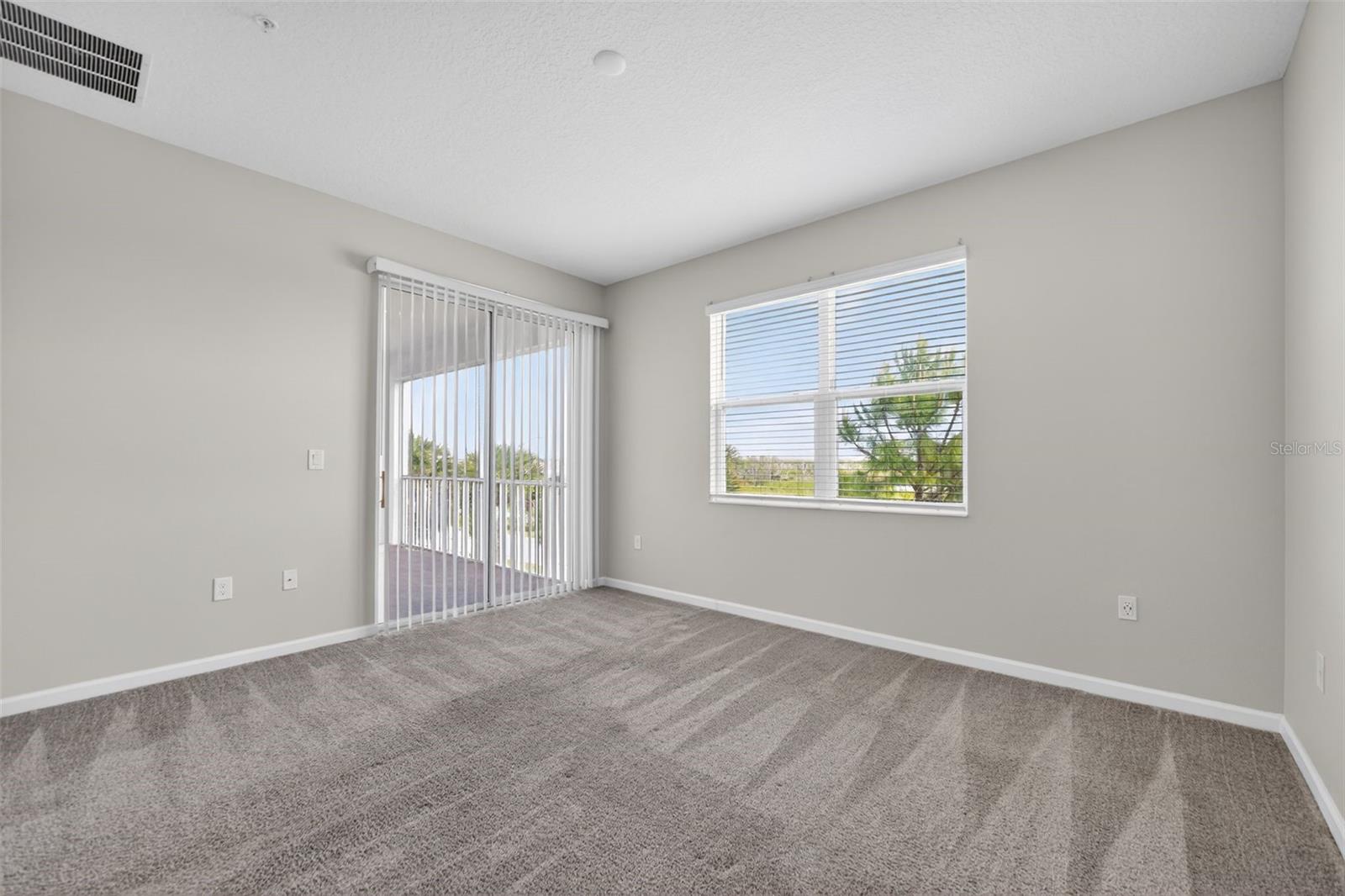 CHAMPIONSGATE CONDO 2 PH 3 - Residential