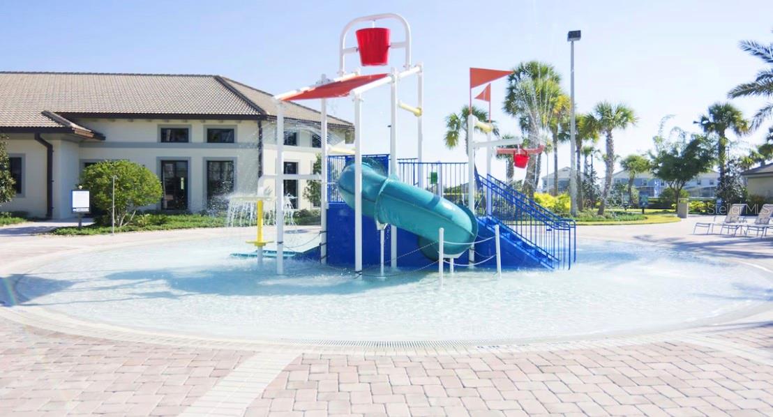 CHAMPIONSGATE CONDO 2 PH 3 - Residential