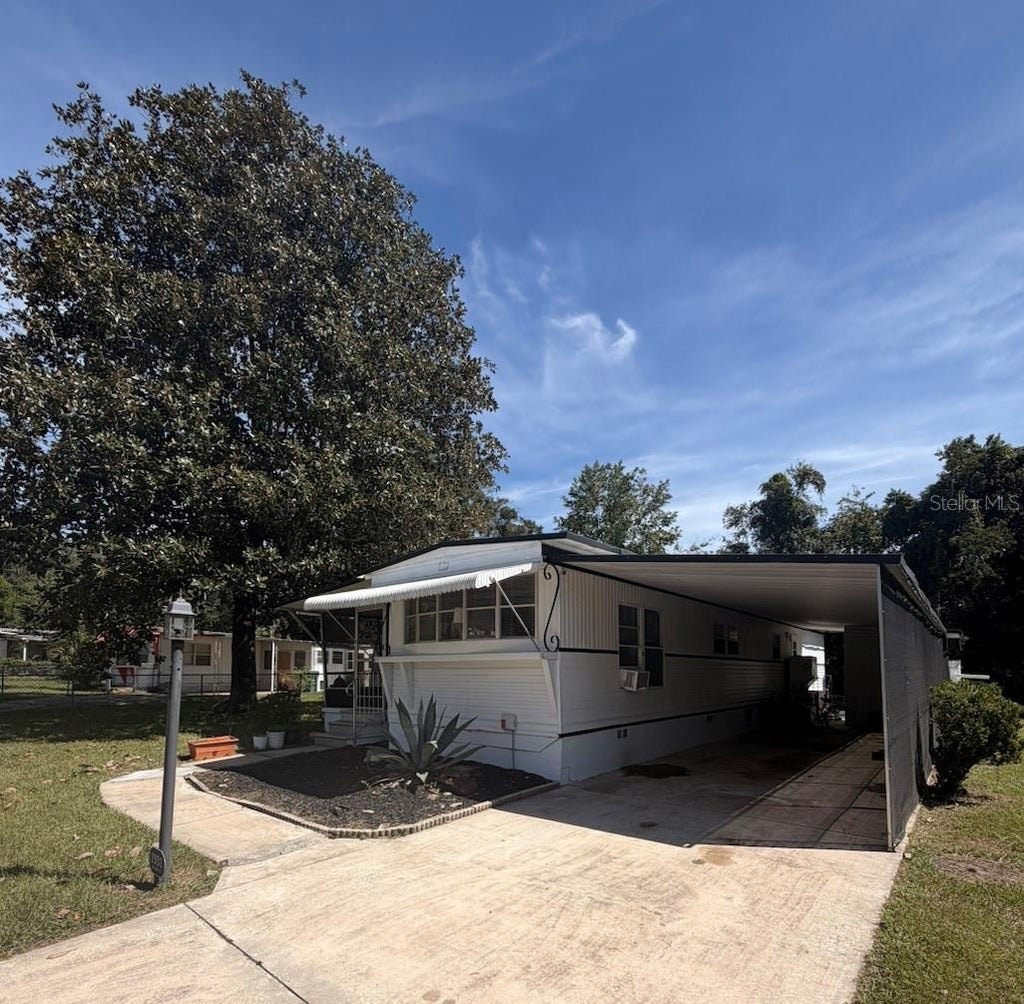 Photo of 1931 NW 29th Court, Ocala, FL 34475 (MLS # OM732990)