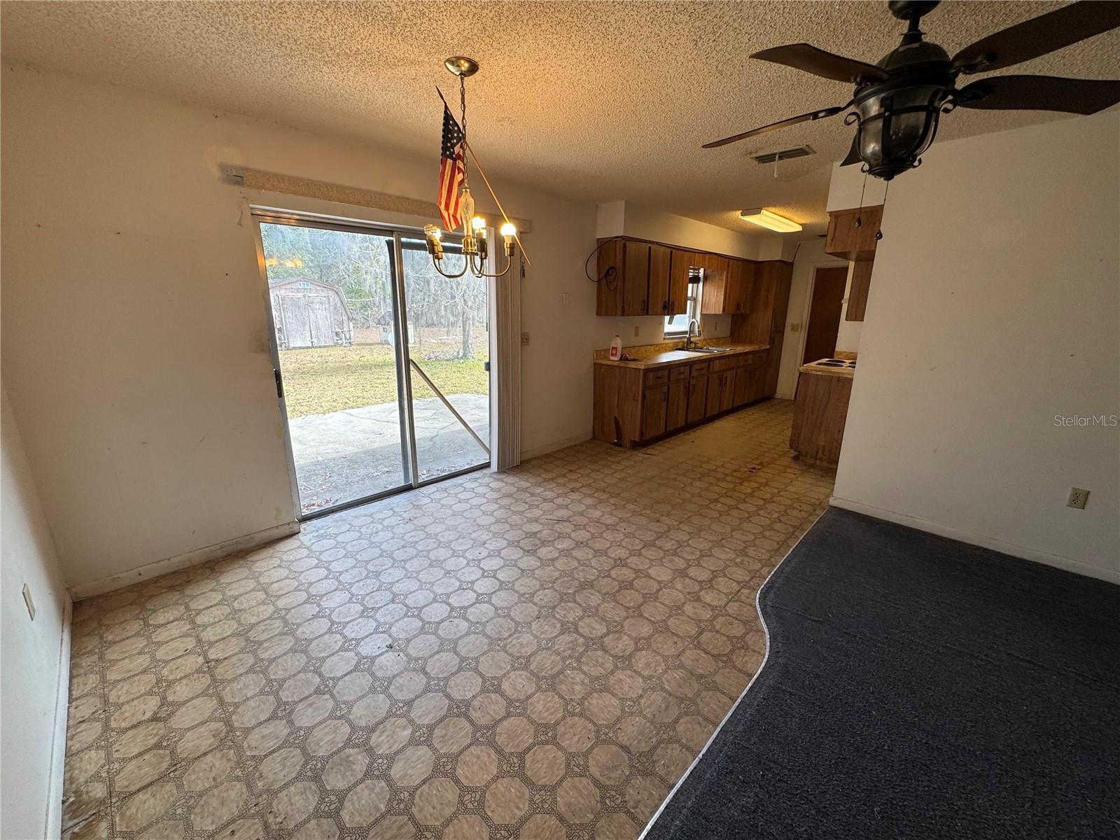 BELLEVIEW RIDGE ESTATE - Residential